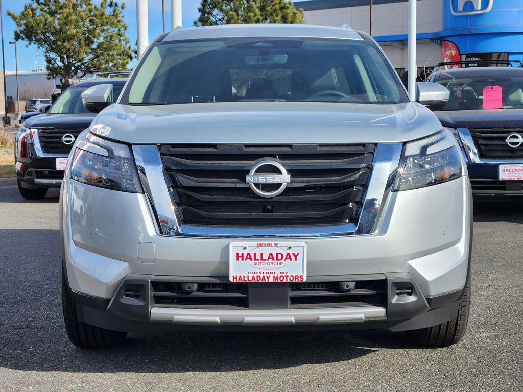 new 2025 Nissan Pathfinder car, priced at $46,165
