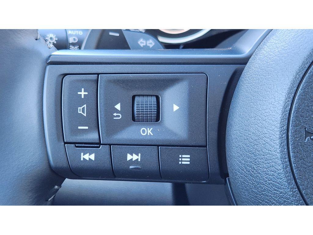 new 2025 Nissan Pathfinder car, priced at $43,890