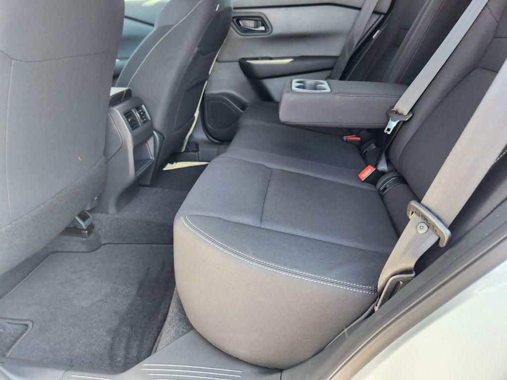 new 2025 Nissan Rogue car, priced at $32,200