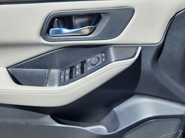 new 2025 Nissan Rogue car, priced at $33,295