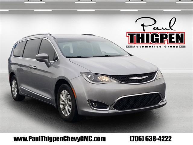 used 2019 Chrysler Pacifica car, priced at $16,491