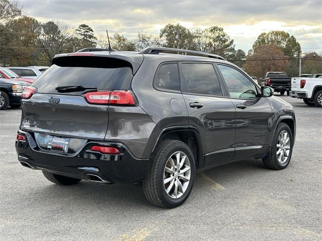 used 2018 Jeep Cherokee car, priced at $15,991