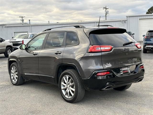 used 2018 Jeep Cherokee car, priced at $15,991