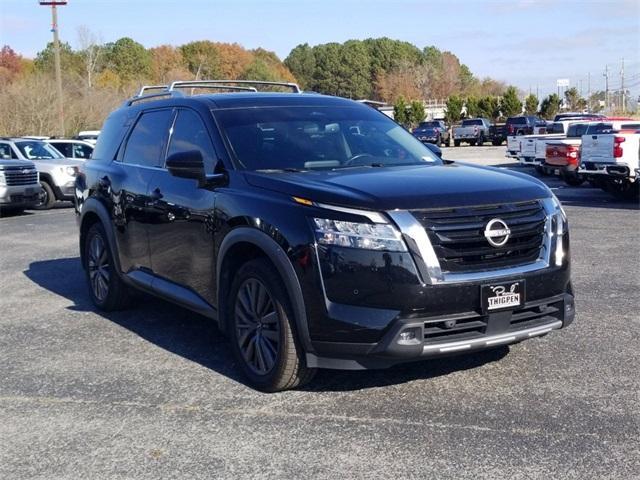 used 2022 Nissan Pathfinder car, priced at $30,991