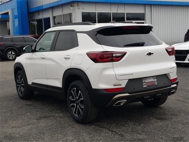 new 2025 Chevrolet TrailBlazer car, priced at $30,250