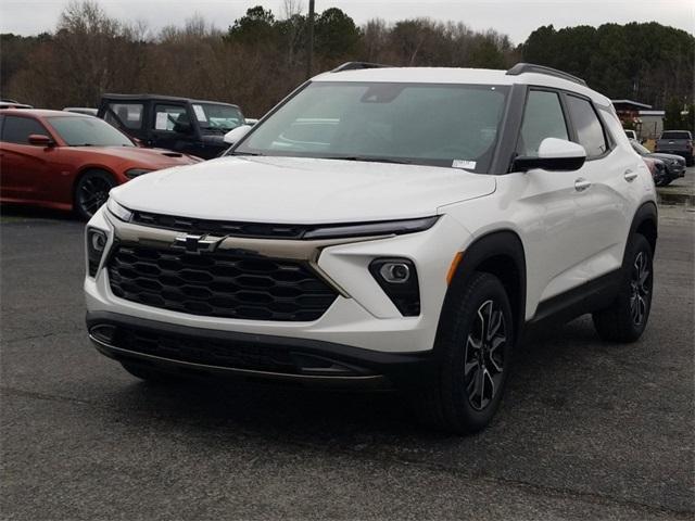 new 2025 Chevrolet TrailBlazer car, priced at $30,250