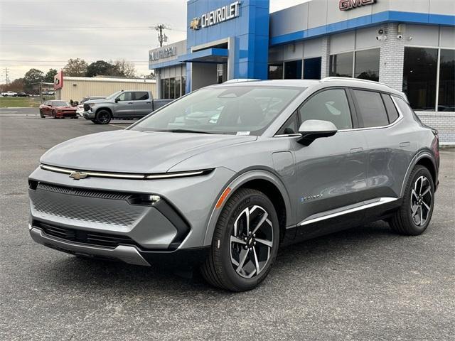 new 2025 Chevrolet Equinox EV car, priced at $43,370