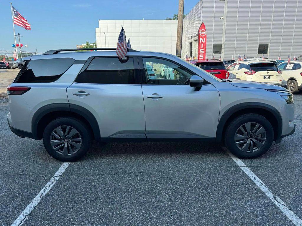used 2024 Nissan Pathfinder car, priced at $29,990