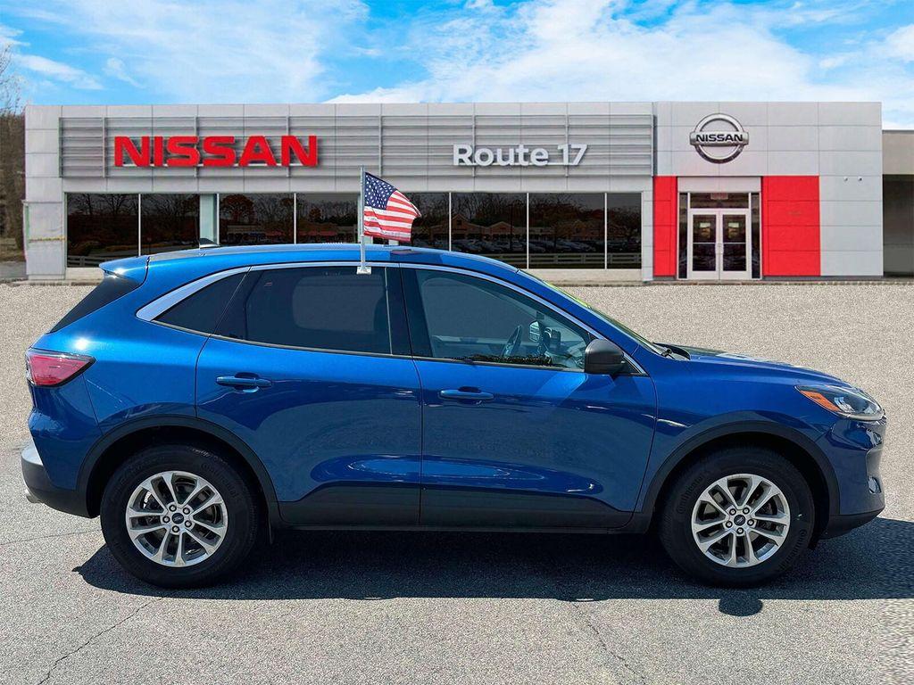 used 2022 Ford Escape car, priced at $19,397