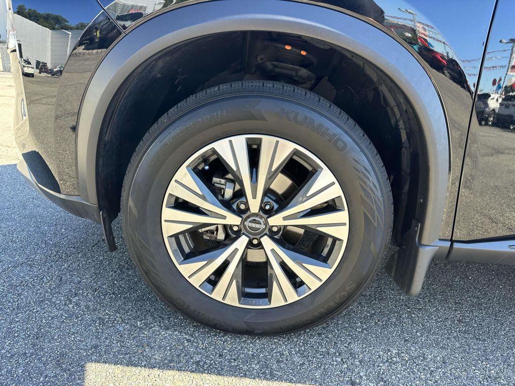 used 2023 Nissan Rogue car, priced at $17,995