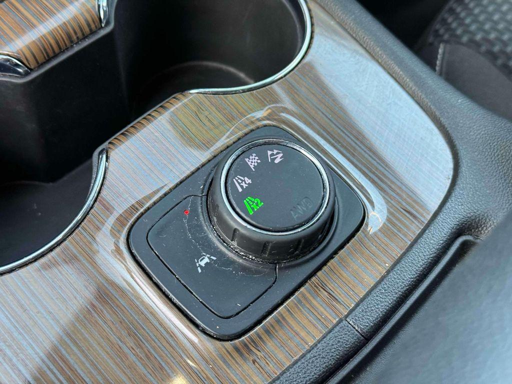 used 2022 GMC Acadia car, priced at $23,697