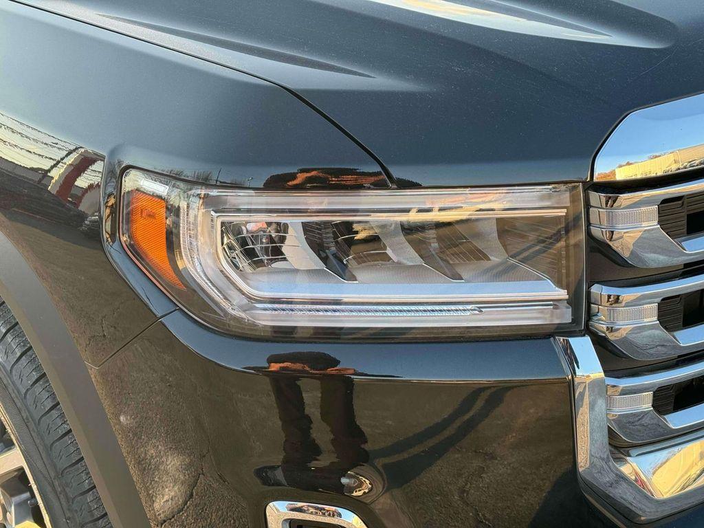 used 2022 GMC Acadia car, priced at $23,697