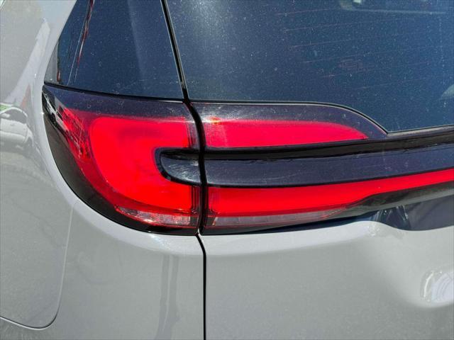 used 2023 Chrysler Pacifica car, priced at $20,990