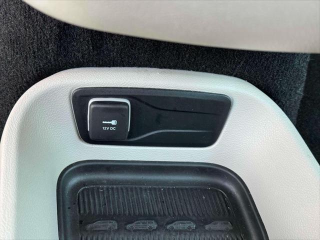 used 2023 Chrysler Pacifica car, priced at $21,890