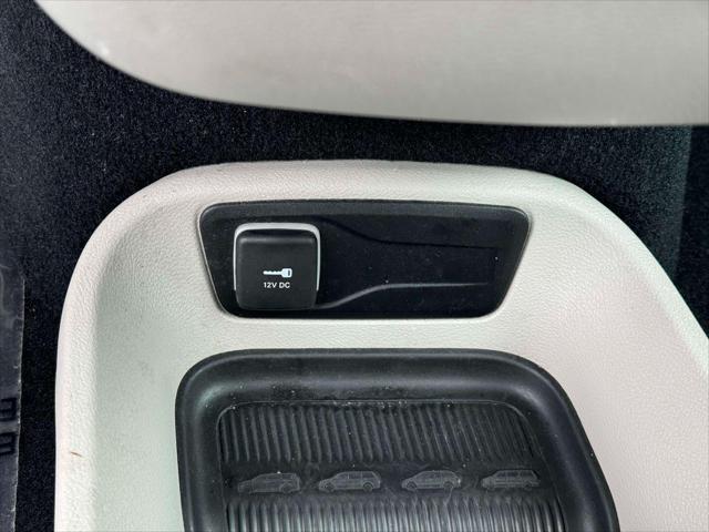 used 2023 Chrysler Pacifica car, priced at $20,990