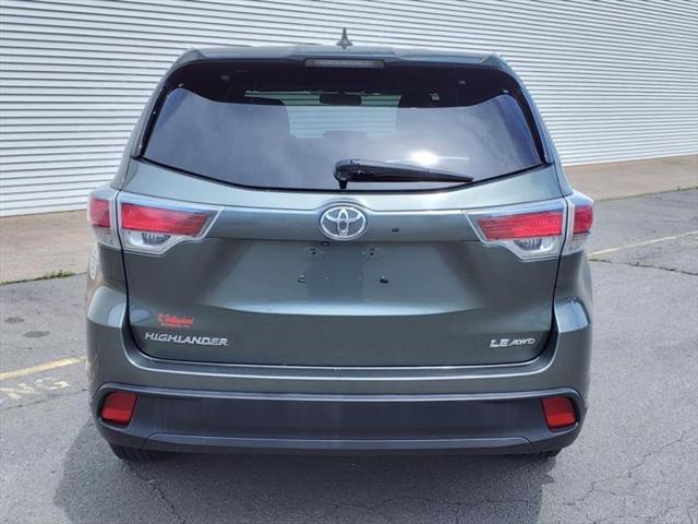 used 2015 Toyota Highlander car, priced at $17,995