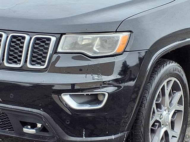 used 2018 Jeep Grand Cherokee car, priced at $17,995