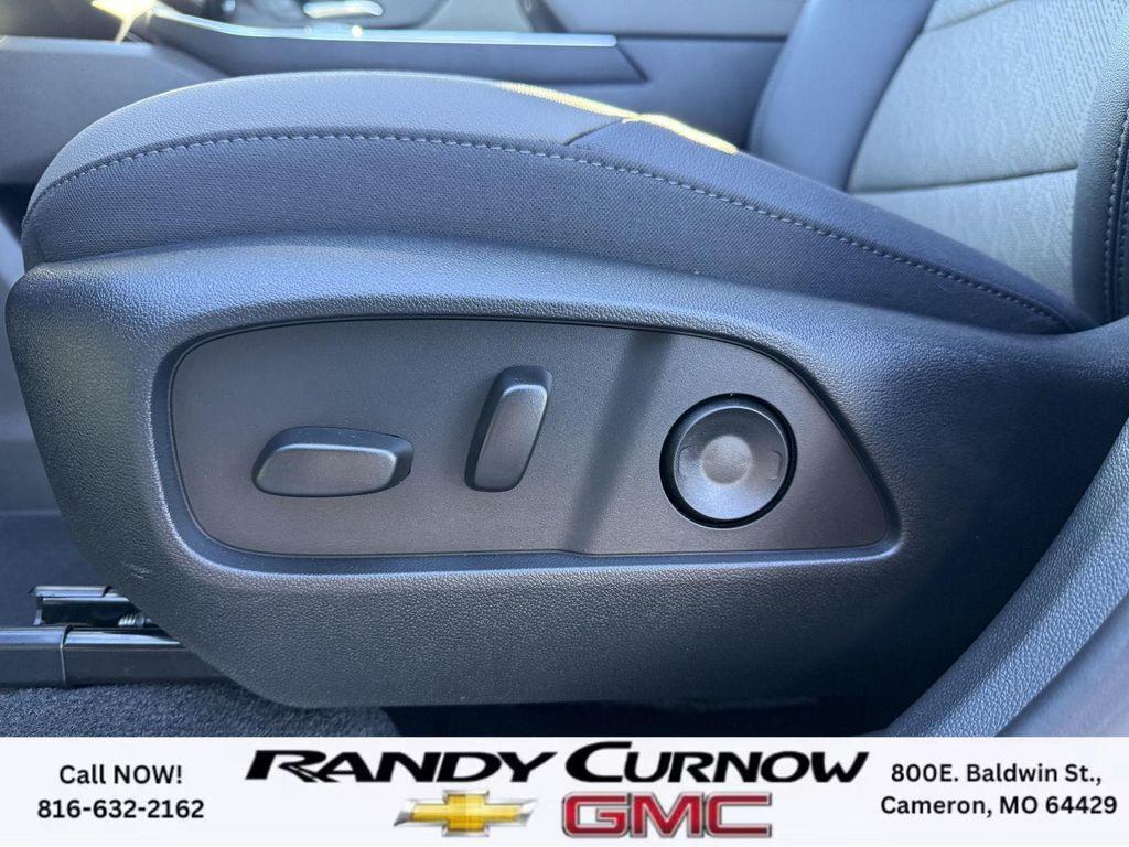 new 2026 Chevrolet Equinox car, priced at $36,190