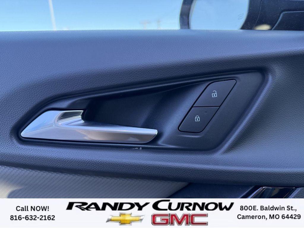 new 2026 Chevrolet Equinox car, priced at $36,190