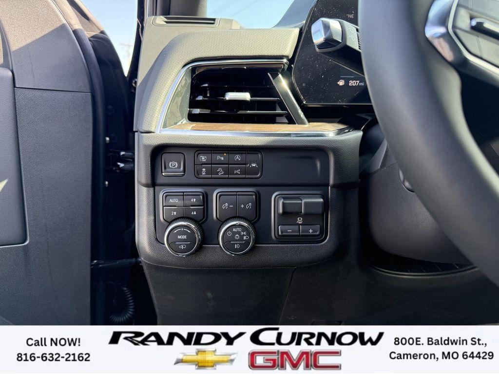new 2025 Chevrolet Tahoe car, priced at $88,925