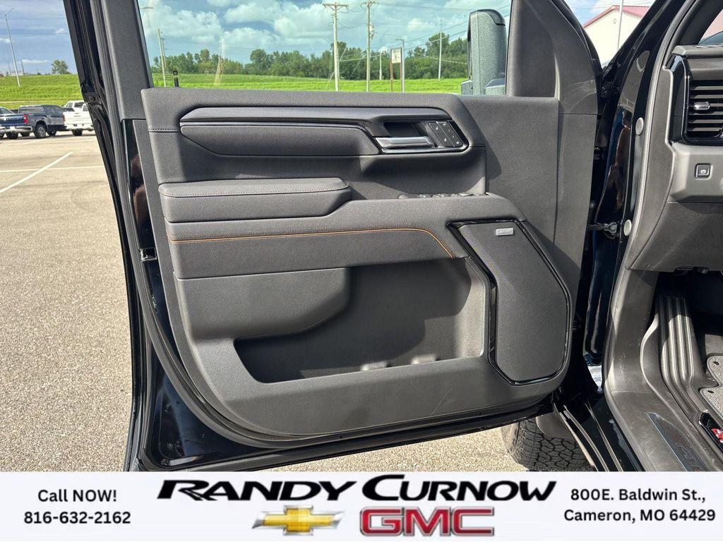 new 2025 GMC Sierra 2500 car, priced at $88,180