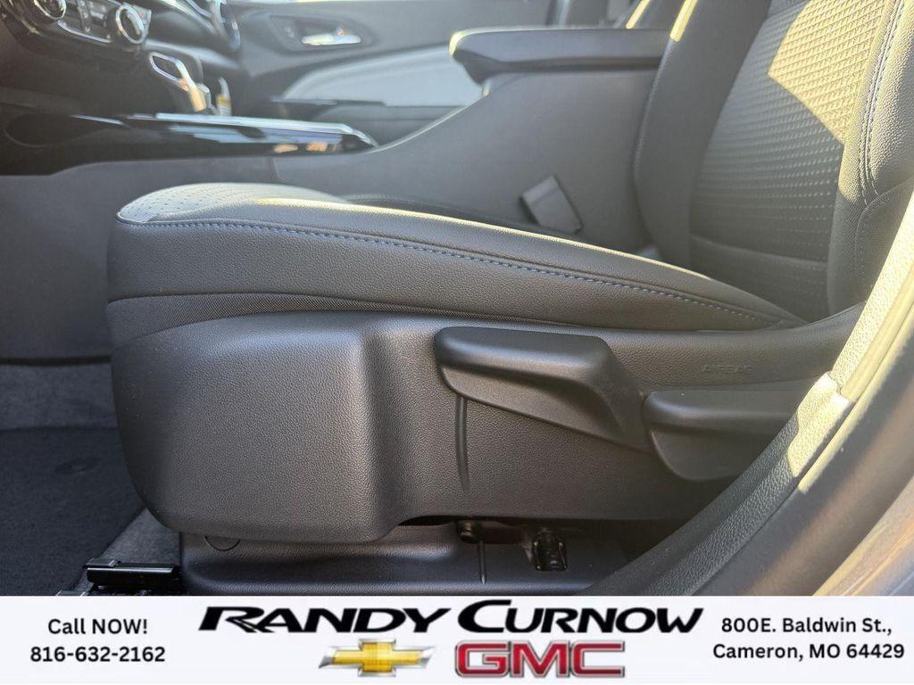 new 2026 Chevrolet Trax car, priced at $25,885