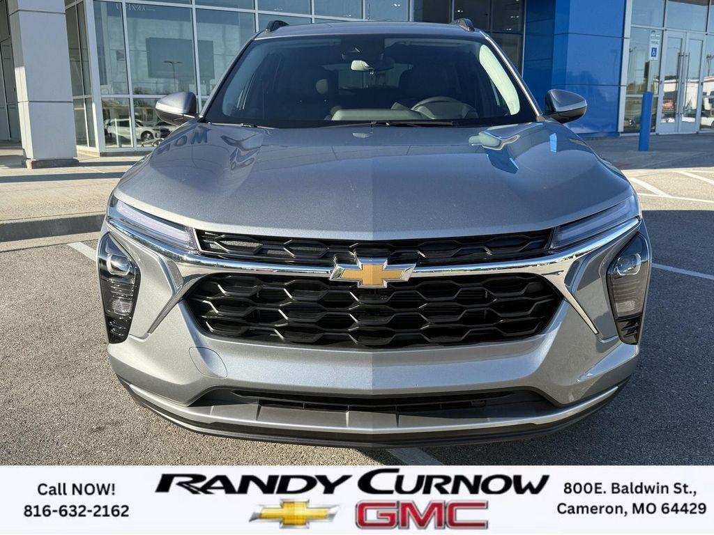 new 2026 Chevrolet Trax car, priced at $25,885