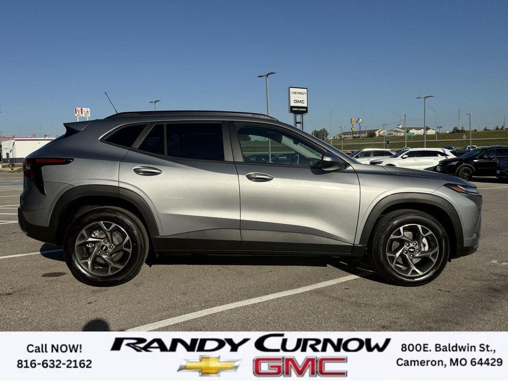 new 2026 Chevrolet Trax car, priced at $25,885