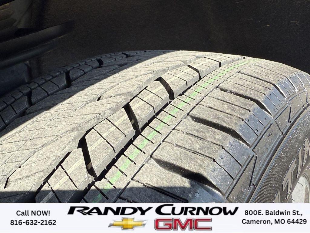 used 2023 Chevrolet Traverse car, priced at $37,995