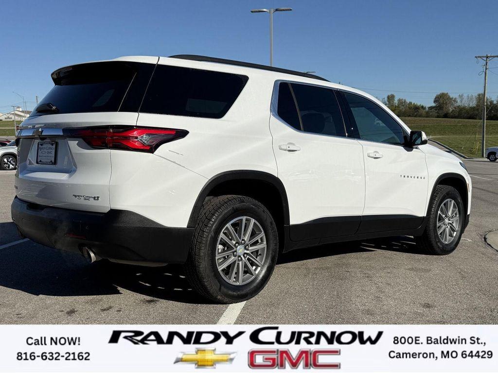 used 2023 Chevrolet Traverse car, priced at $29,998