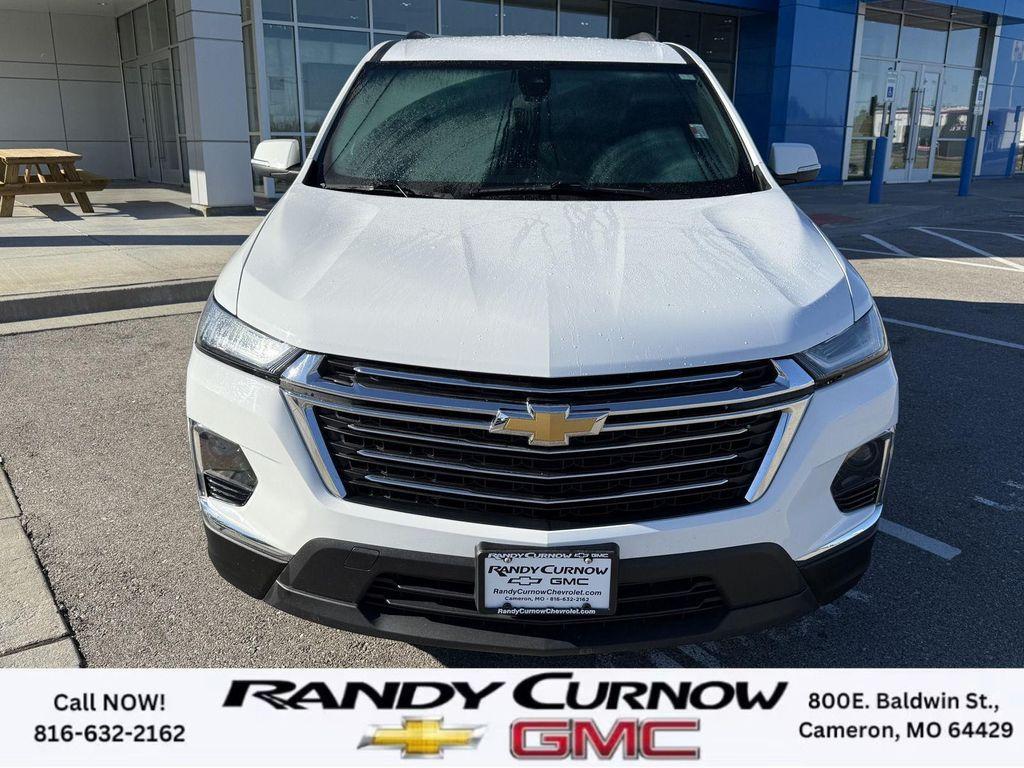used 2023 Chevrolet Traverse car, priced at $29,998