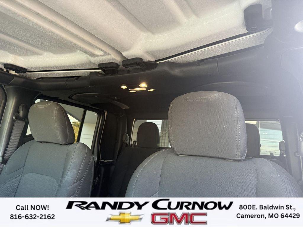 used 2022 Jeep Gladiator car, priced at $32,540