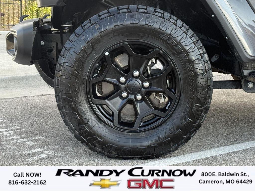 used 2022 Jeep Gladiator car, priced at $32,540