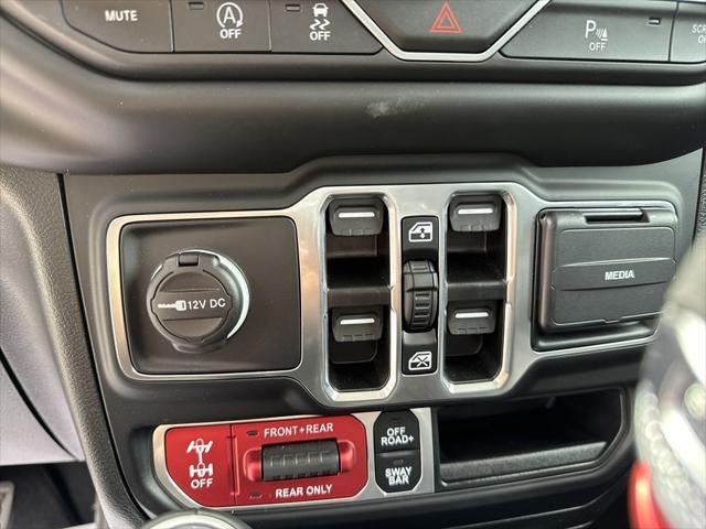 used 2023 Jeep Gladiator car, priced at $42,994