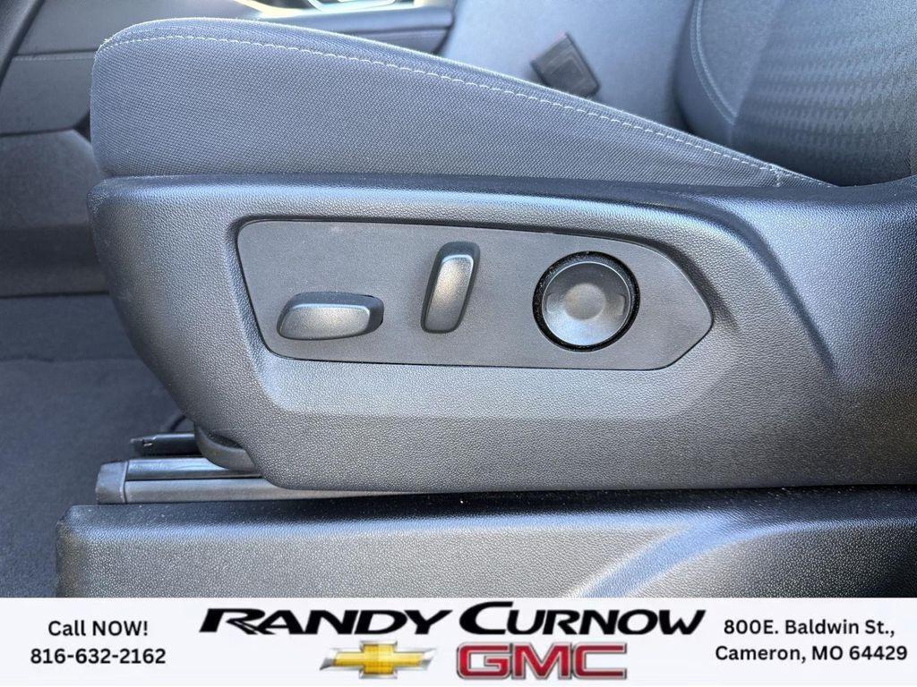 used 2024 GMC Yukon car, priced at $51,995