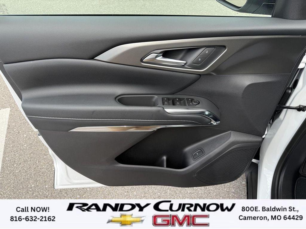 new 2026 Chevrolet Traverse car, priced at $42,695