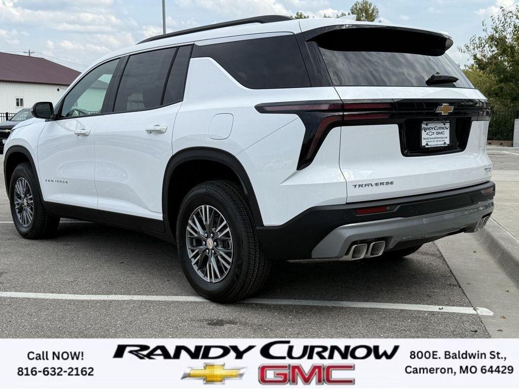 new 2026 Chevrolet Traverse car, priced at $42,695