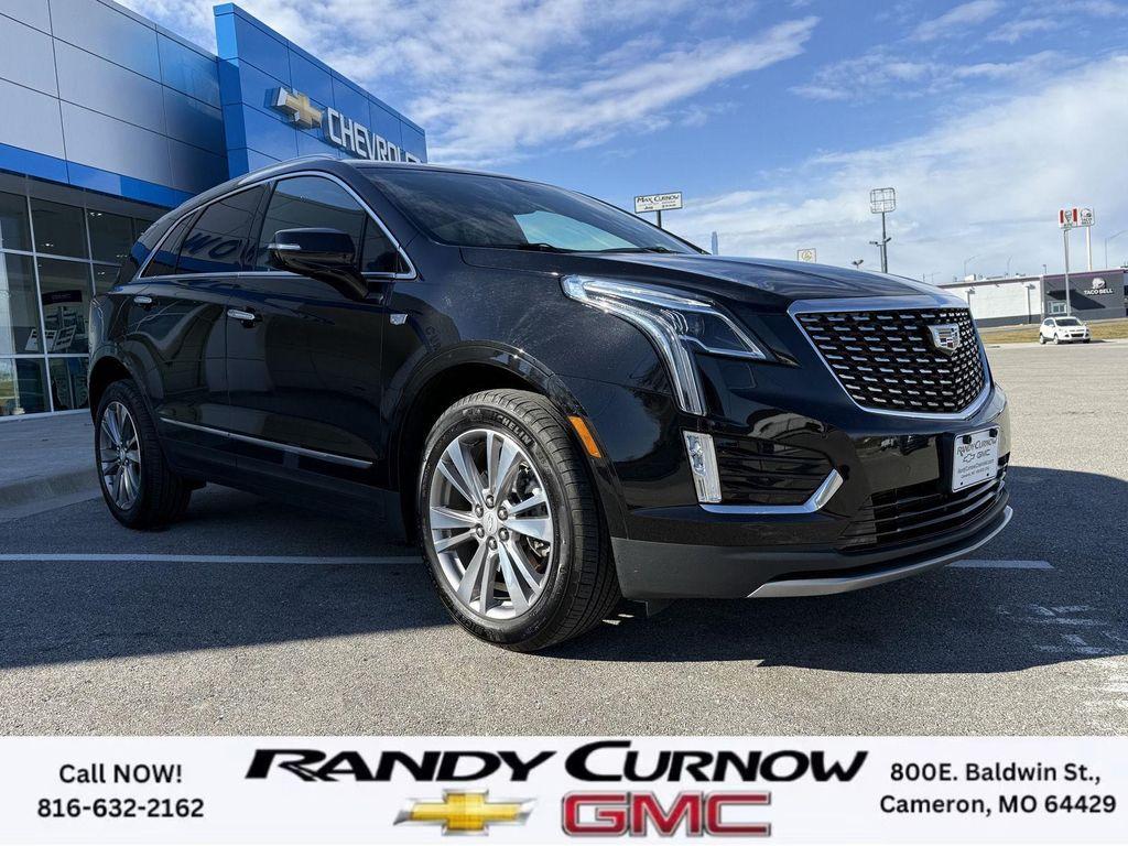 used 2025 Cadillac XT5 car, priced at $41,986