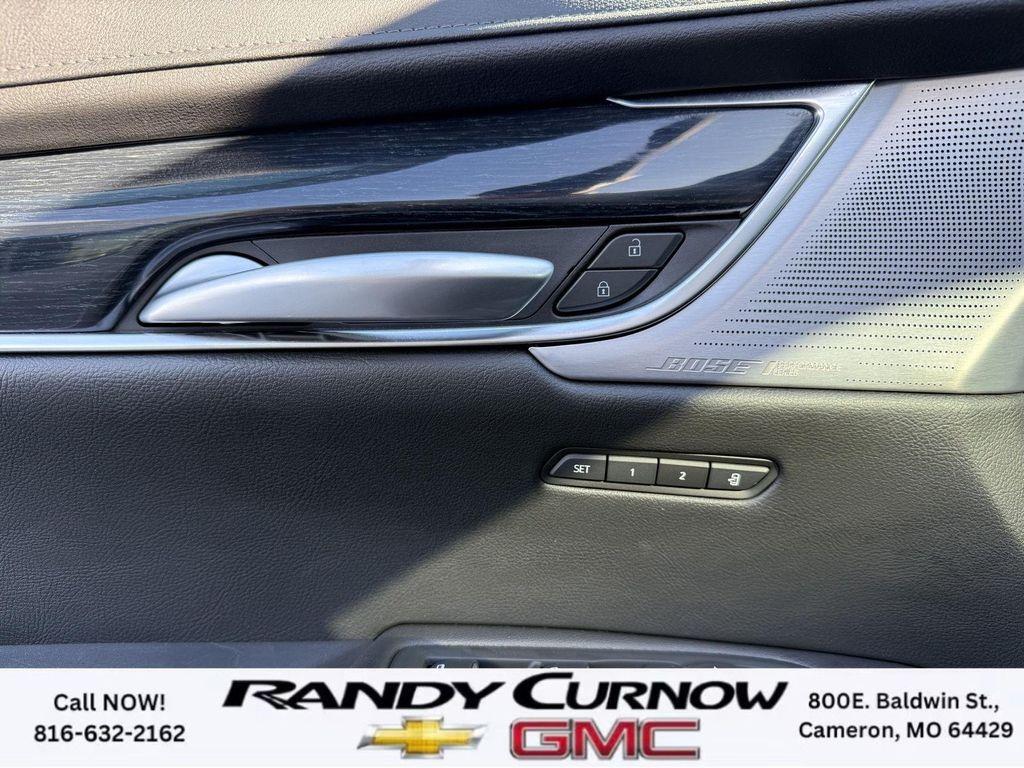 used 2025 Cadillac XT5 car, priced at $41,986