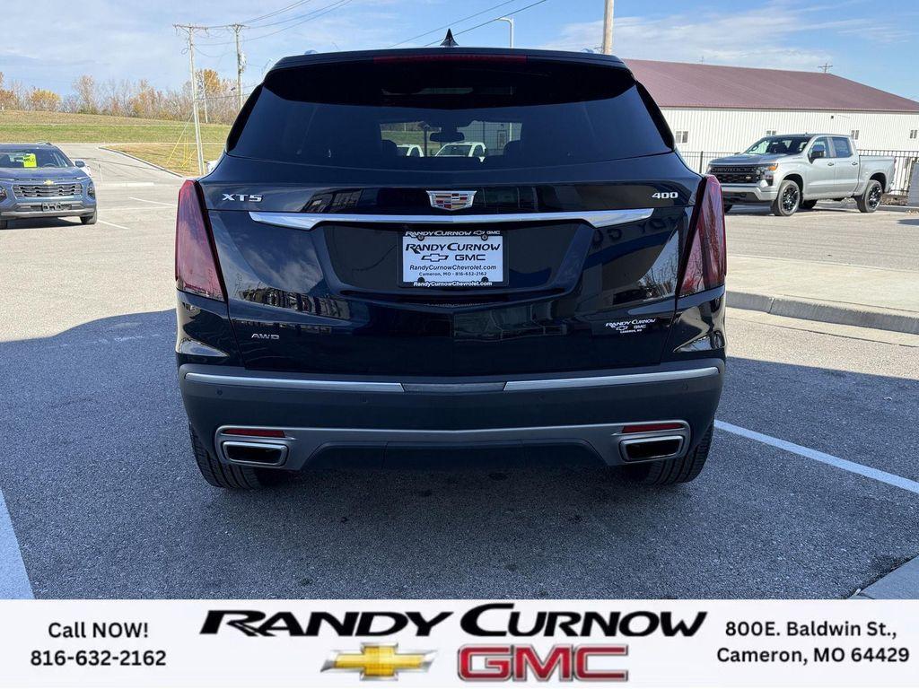 used 2025 Cadillac XT5 car, priced at $41,986