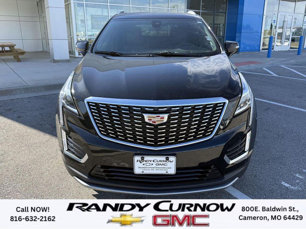 used 2025 Cadillac XT5 car, priced at $41,986
