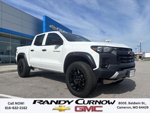 new 2024 Chevrolet Colorado car, priced at $42,000