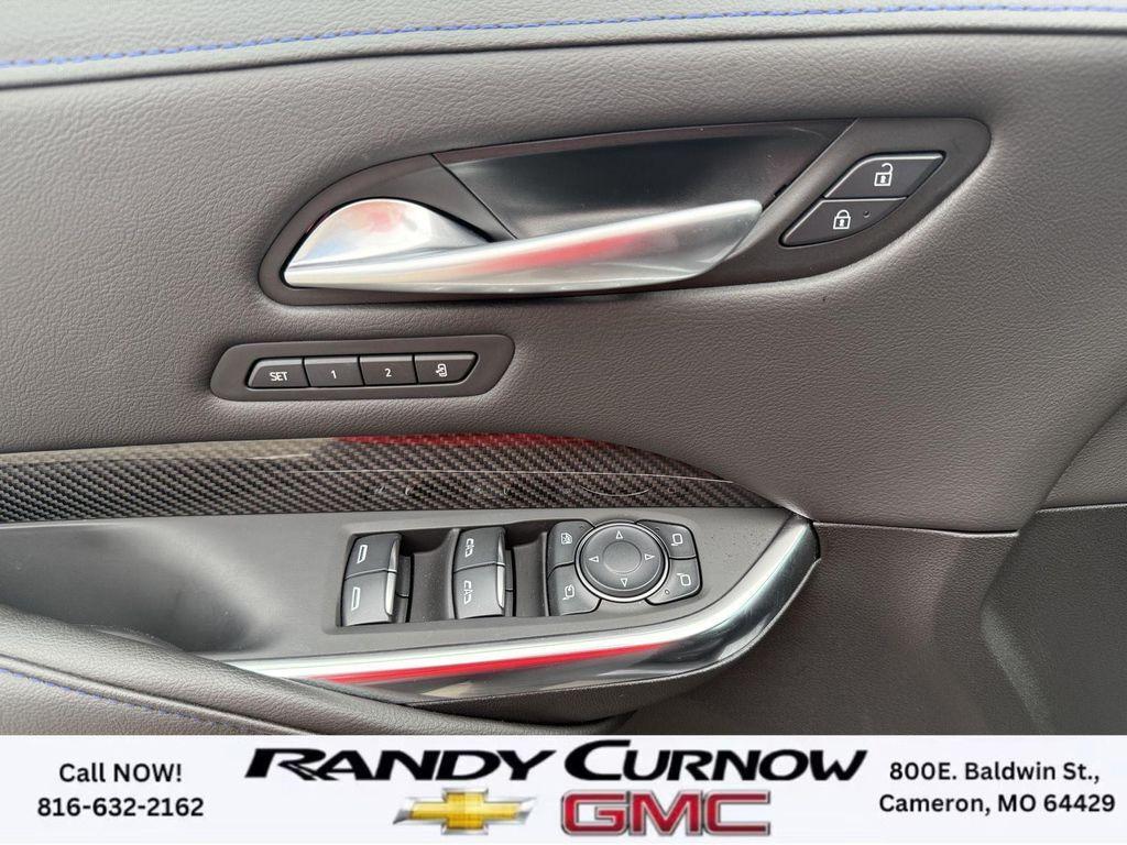 used 2025 Cadillac XT4 car, priced at $42,980