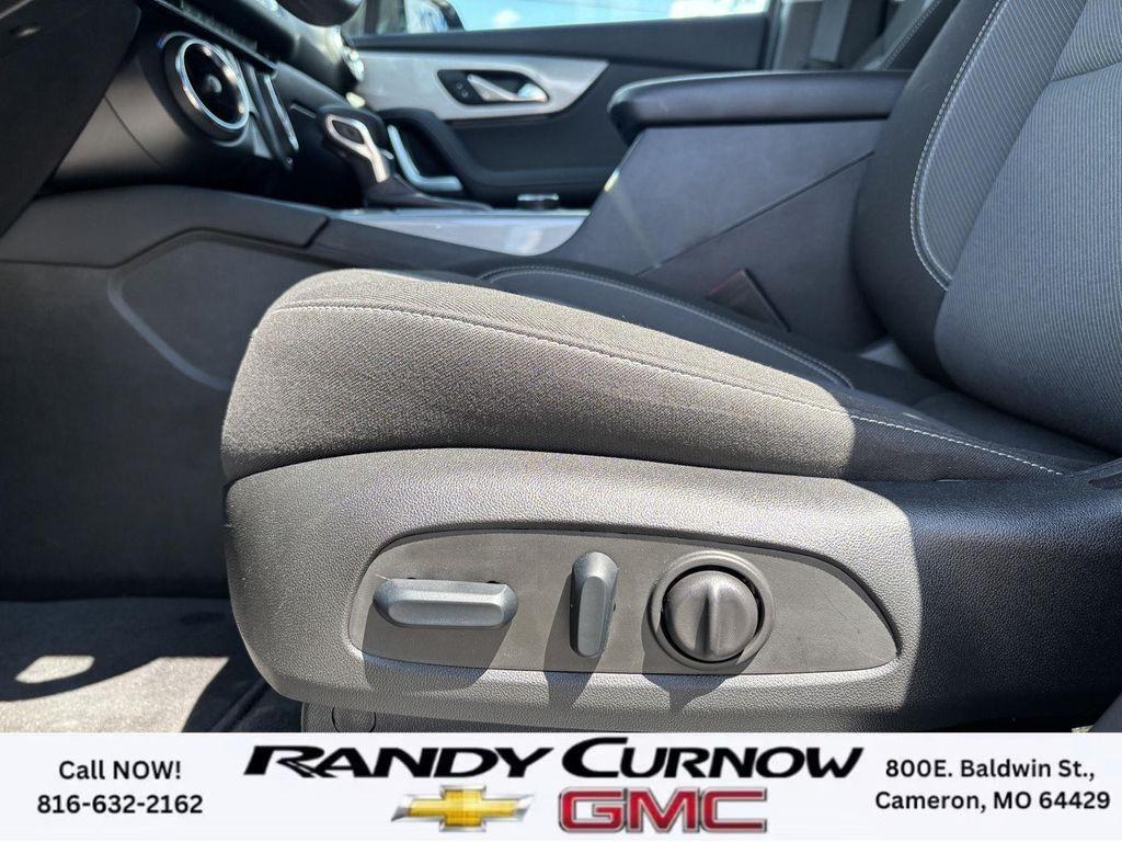 used 2025 Chevrolet Blazer car, priced at $31,900