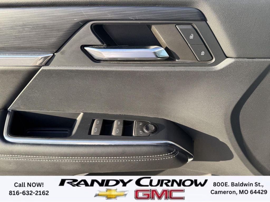 used 2024 GMC Acadia car, priced at $39,999