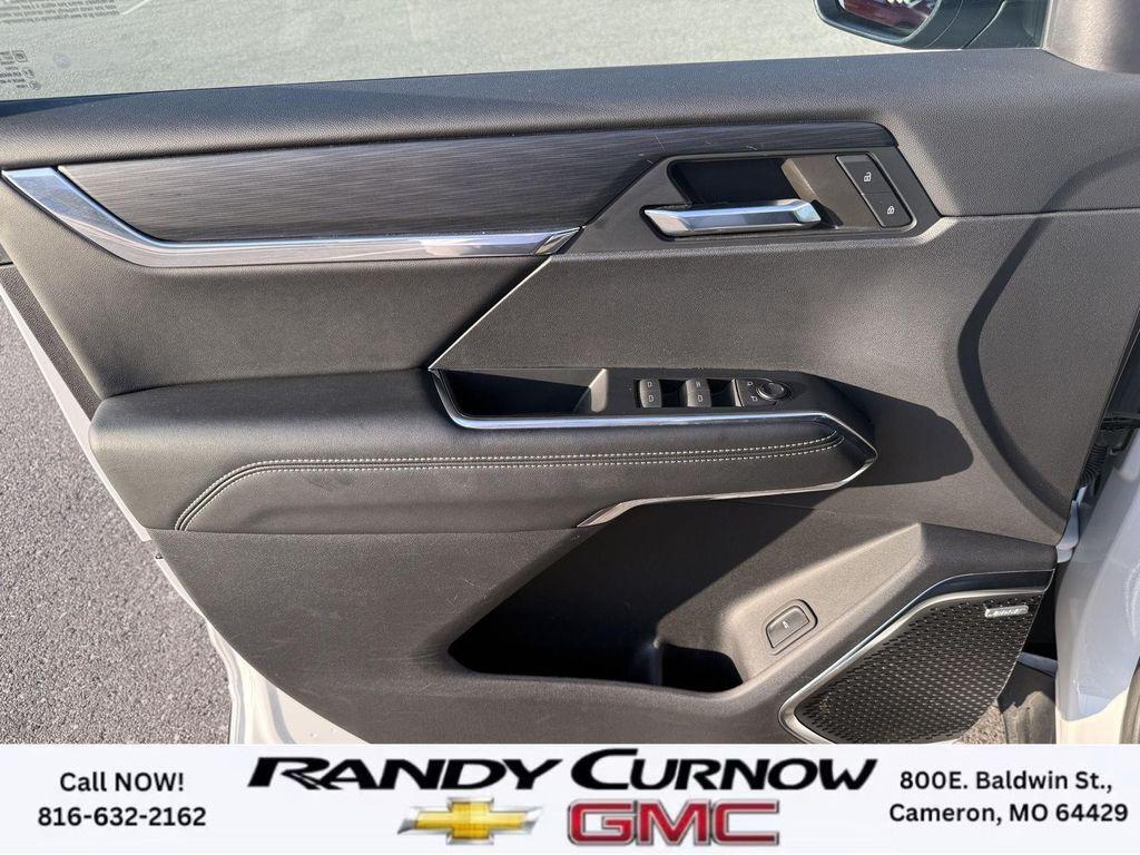 used 2024 GMC Acadia car, priced at $39,999