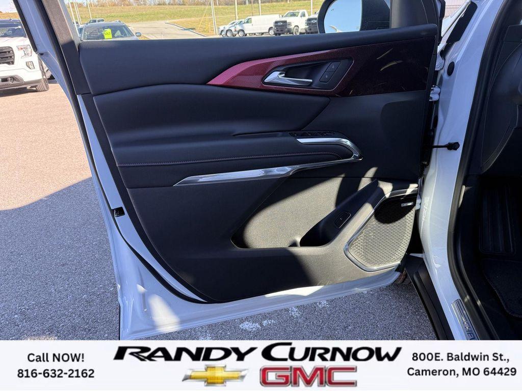 new 2026 Chevrolet Traverse car, priced at $58,450