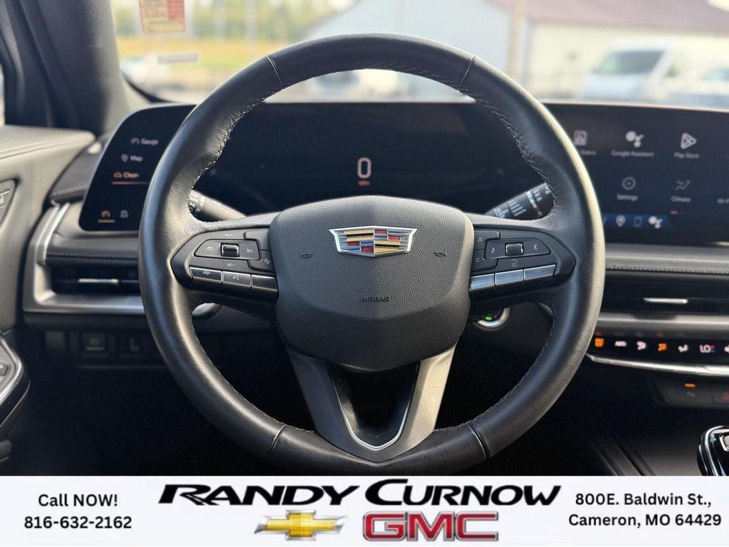 used 2025 Cadillac XT4 car, priced at $36,980
