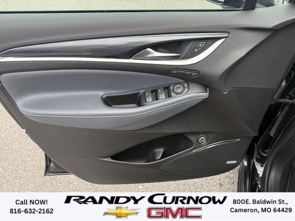 used 2024 Buick Enclave car, priced at $31,900