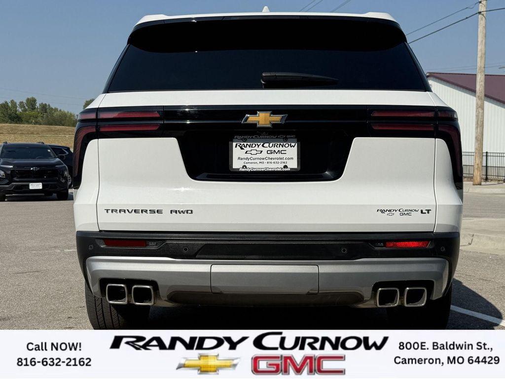 used 2024 Chevrolet Traverse car, priced at $39,588